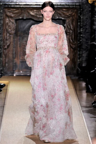 Look 29